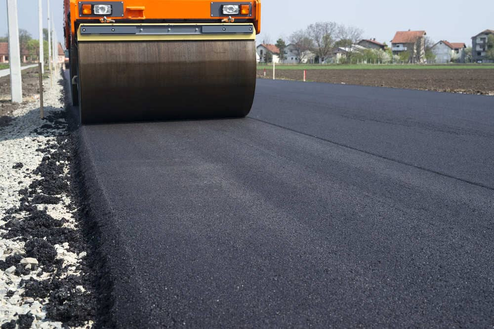 Obras de infraestrutura e pavimentação na Bahia